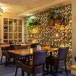 Amsterdam Hotel