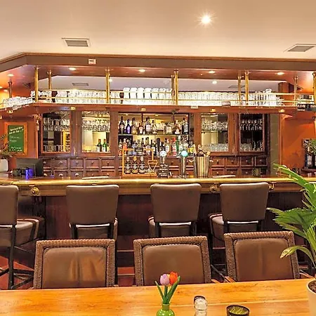 Amsterdam Hotel 3*