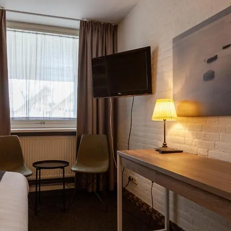 Amsterdam 3*